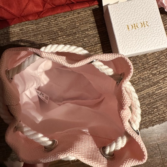 New Dior pink drawstring pouch - Picture 3 of 4